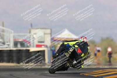 media/Oct-29-2022-CVMA (Sat) [[14c0aa3b66]]/Race 8 Supersport Middleweight/Folder 2/